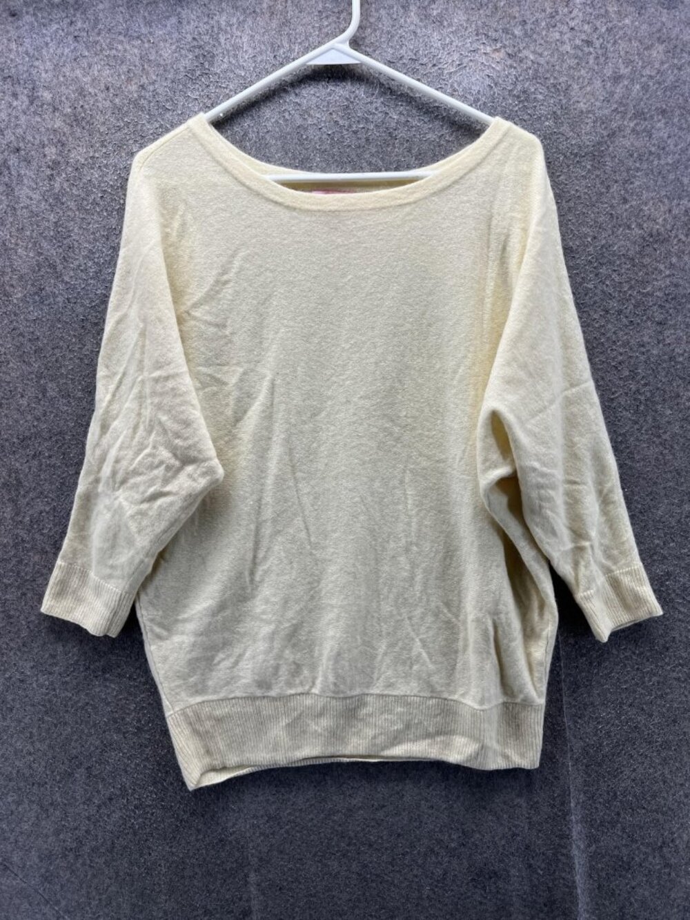 Lilly Pulitzer Sweater Womens Medium Yellow Boat Neck Lightweight Knit Pullover